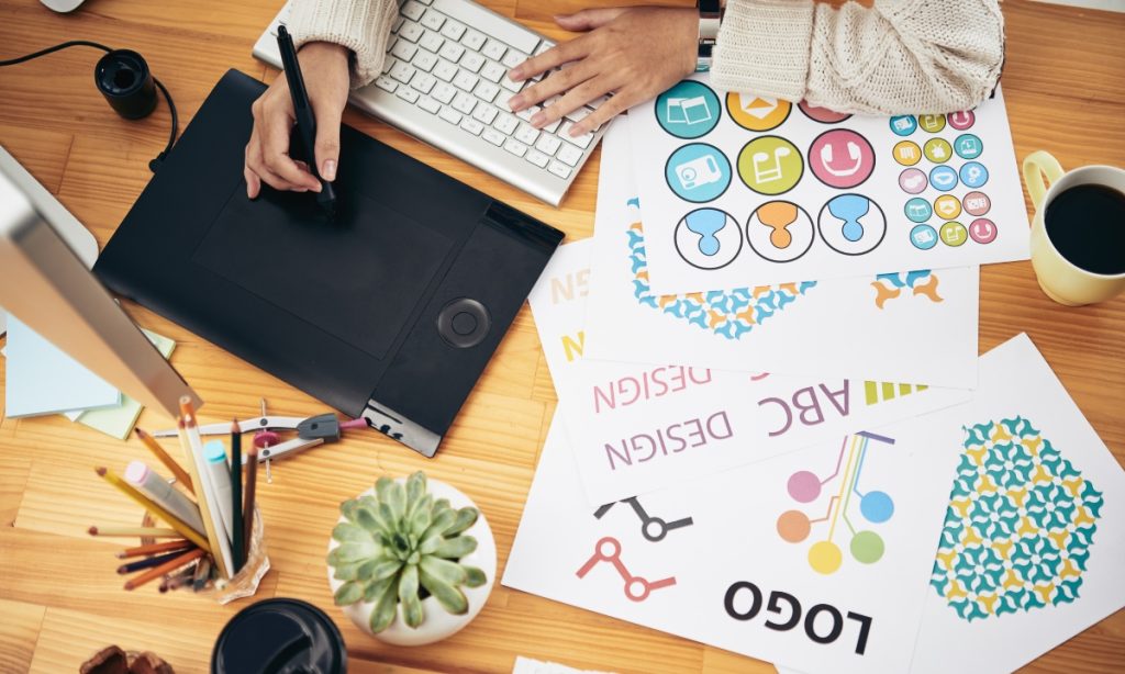 Design Logos and Posts Without Photoshop