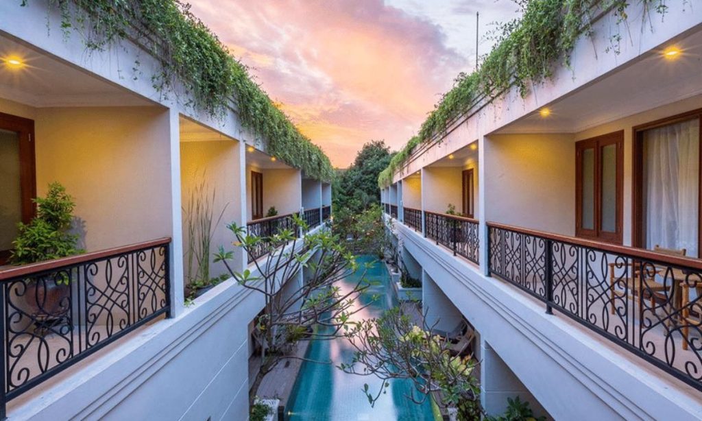 Hotels Under $100